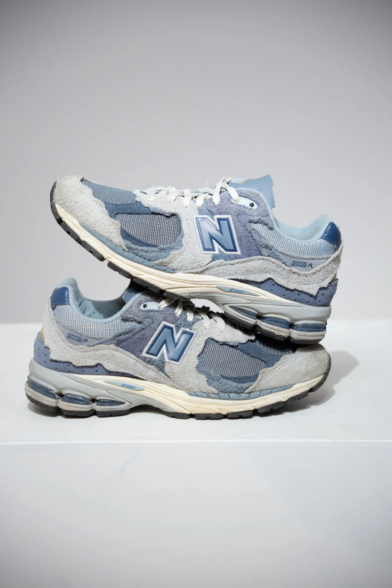 New Balance 2002R Protection Pack Light Arctic Grey Purple (Taille 38)