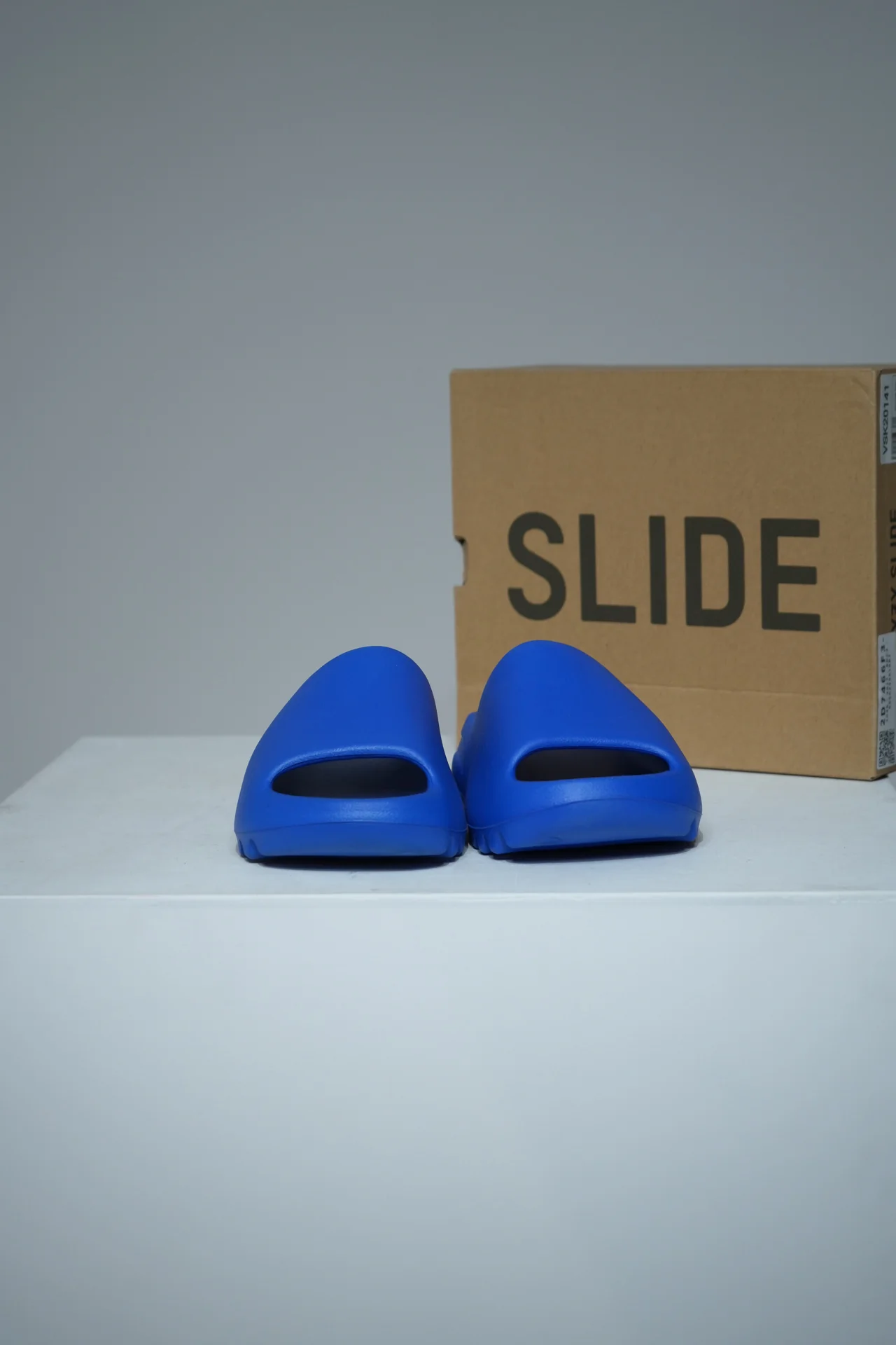 Yeezy Slide Azure (Taille 43) - Image 2