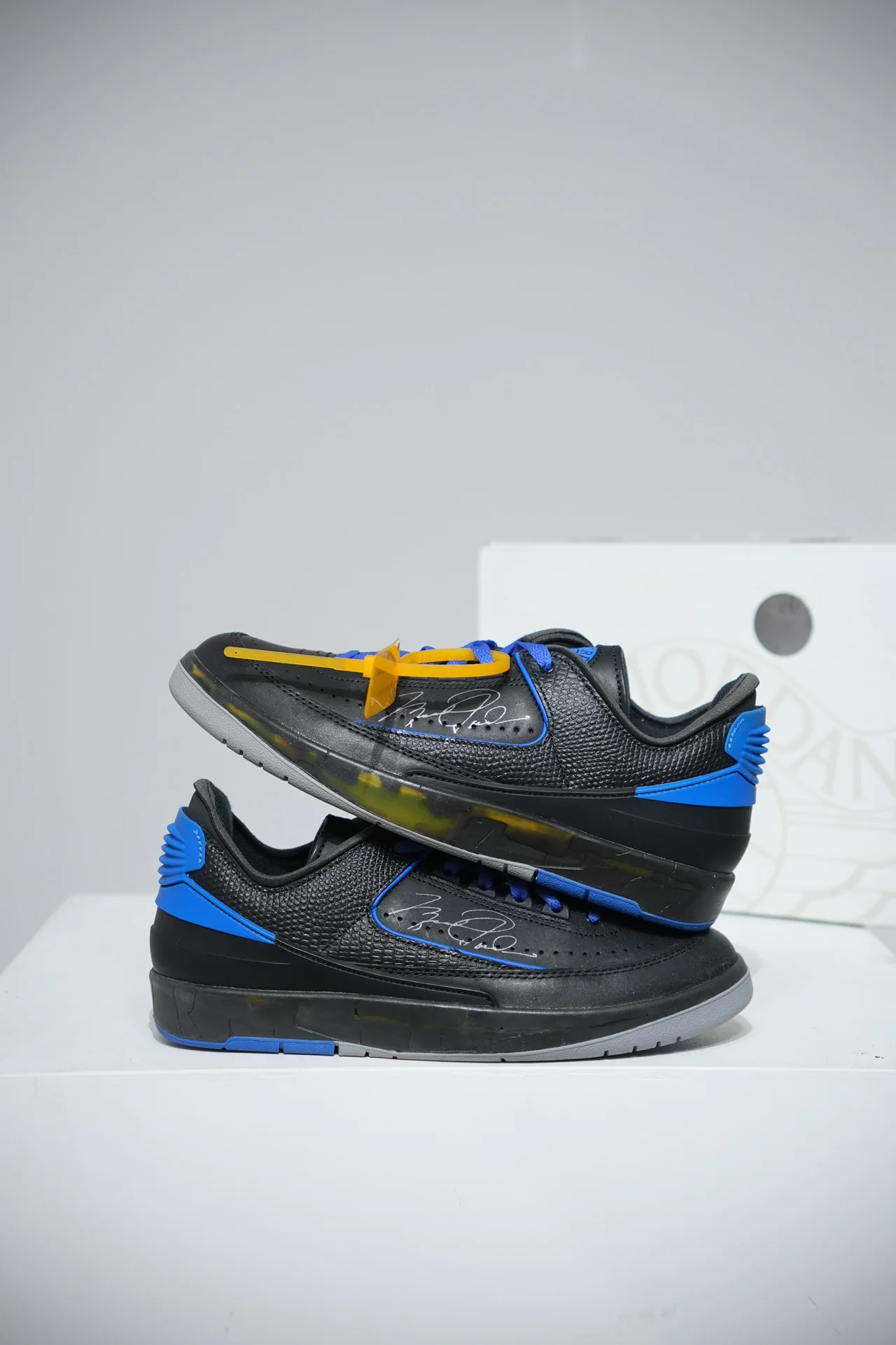 Jordan 2 Off-White Black (Taille 42,5)
